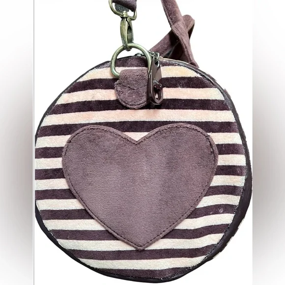 Juicy Couture Vintage Duffel Bag - Picture 4 of 16